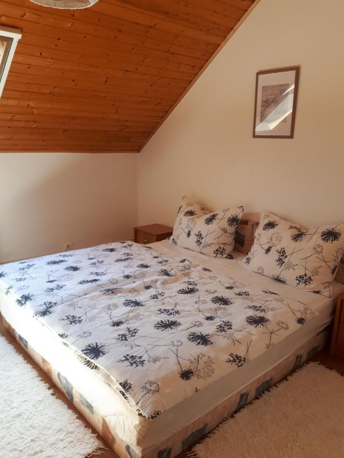 Feher Rozsa Apartman Cserszegtomaj Exterior foto
